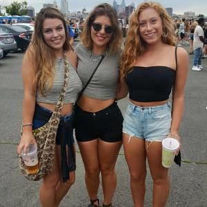 Meet your Posher, Monica